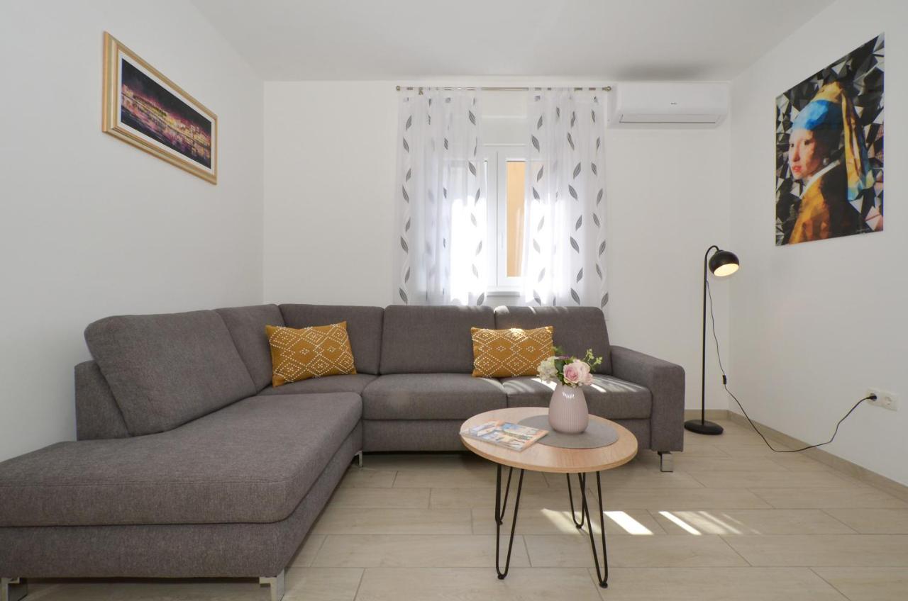 Apartman "Mary" Трогир Экстерьер фото